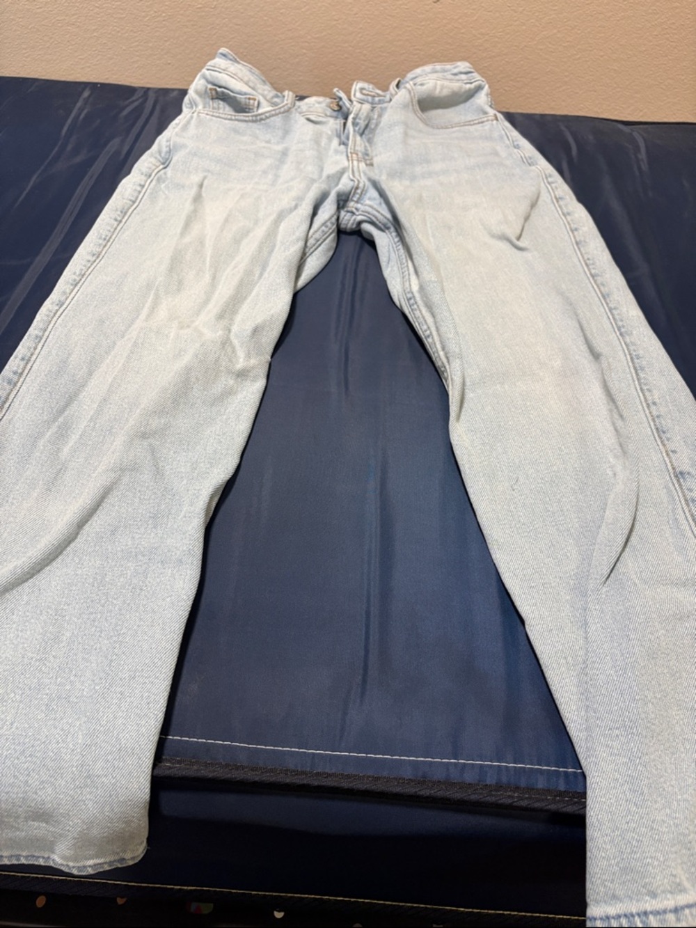 Hollister Light Wash High Rise Women’s Jeans